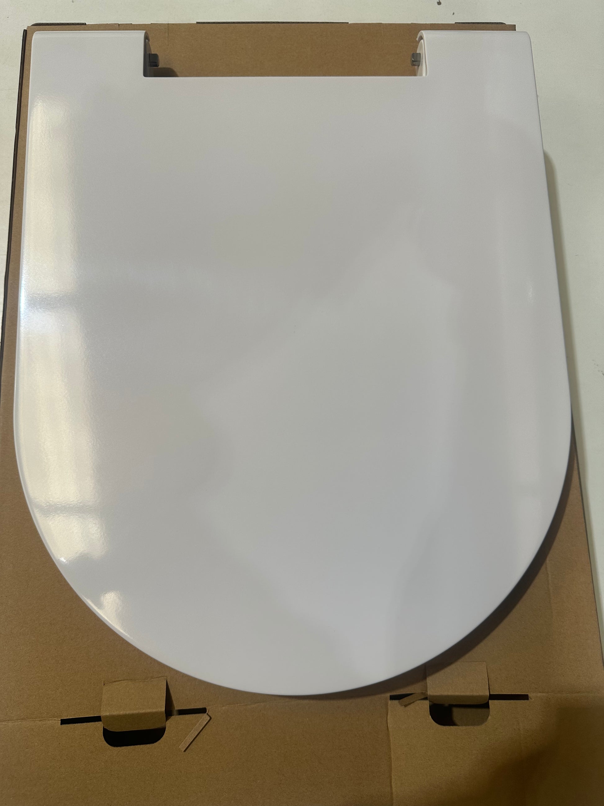 2556.SEAT Replacement Seat for Zaffiro Shower WC